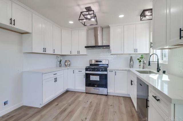 Home for Sale in Spring Valley