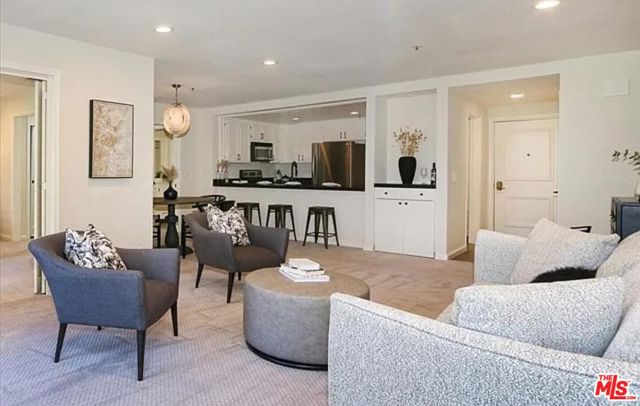 880 W 1st Street, Los Angeles CA: https://media.crmls.org/mediaz/0291dbdf-7cc7-41b7-990b-505e7b1c8d52.jpg