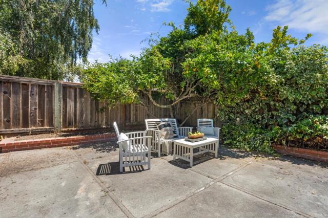 221 Segre Place, Santa Cruz CA: https://media.crmls.org/mediaz/02924e1c-fb2a-4faf-918d-87ad613a7746.jpg