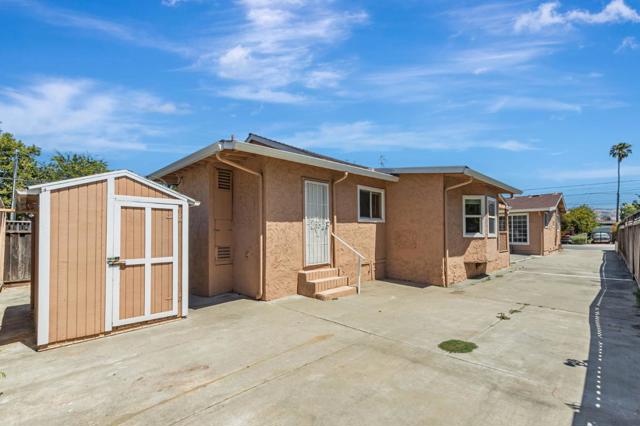 295 N 16th Street, San Jose CA: https://media.crmls.org/mediaz/0292507e-e8d6-4f88-9ffa-5d81f656aa19.jpg