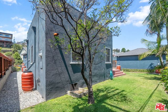 11963 Woodbine Street, Los Angeles CA: https://media.crmls.org/mediaz/02934faa-2ebf-4b0b-86f6-c8926c9a67f8.jpg