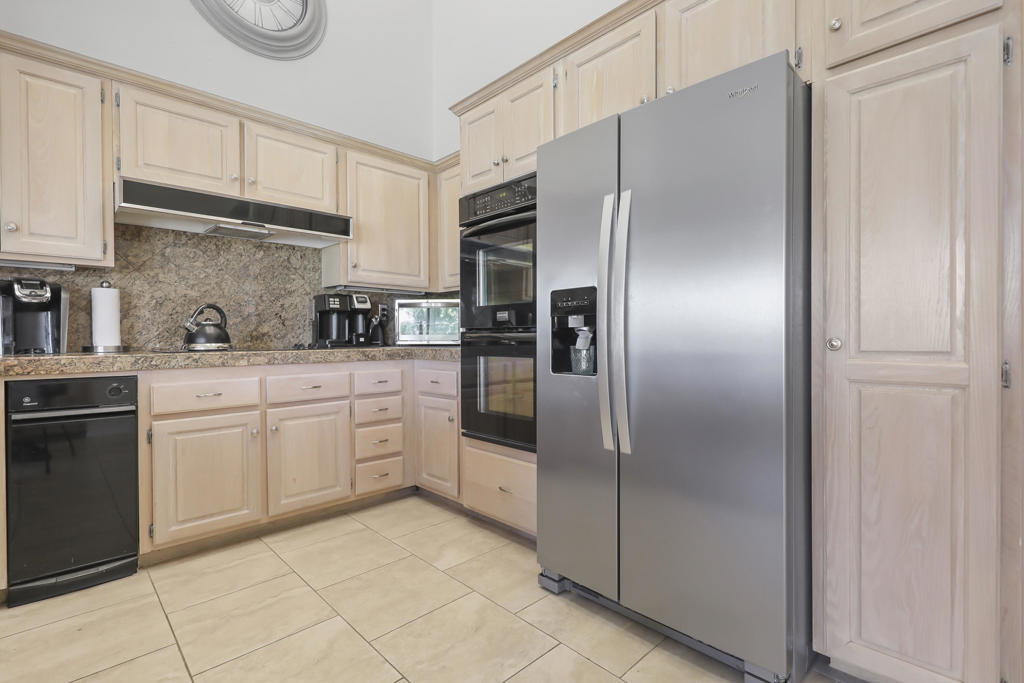 MLS #219135722DA image #12