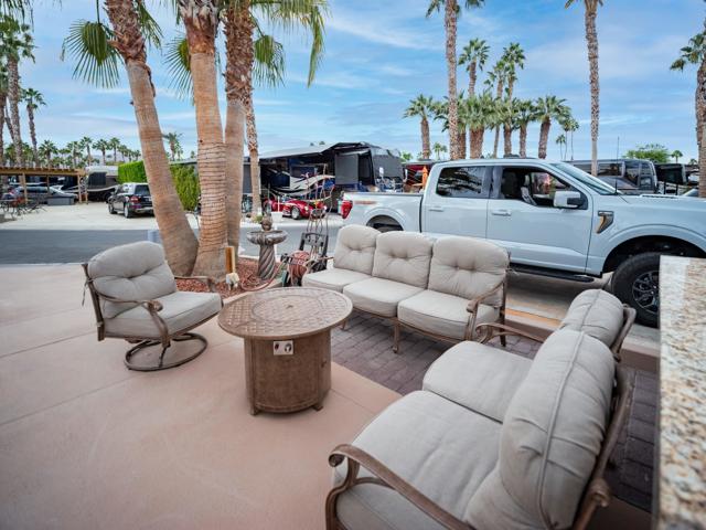 80394 Ave 48, Indio CA: https://media.crmls.org/mediaz/029496d0-f671-41c2-b9fe-fe3e5a1bf473.jpg