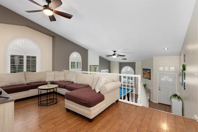 1824 Carolyn Drive, Chula Vista CA: https://media.crmls.org/mediaz/029567fc-94f2-492b-b9bf-15a6d02e62ad.jpg