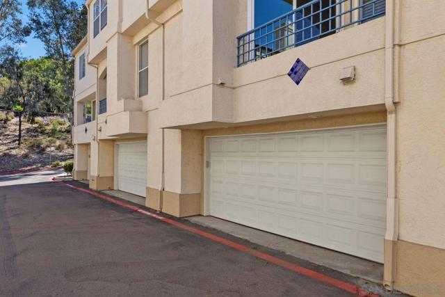 6161 Calle Mariselda, San Diego CA: https://media.crmls.org/mediaz/02956f3b-c571-4e45-8a04-ee1ed8983538.jpg