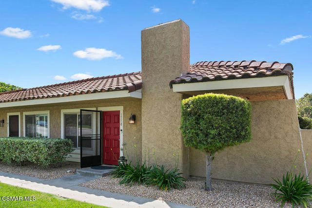 1778 E Avenida De Las Flores, Thousand Oaks CA: https://media.crmls.org/mediaz/029685b6-f03a-411f-a4cf-b4c4a8cb0326.jpg