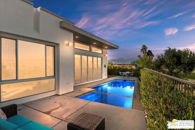 1280 Celadon Street, Palm Springs CA: https://media.crmls.org/mediaz/02976ef5-dbb0-43dd-95f0-034f2248abab.jpg