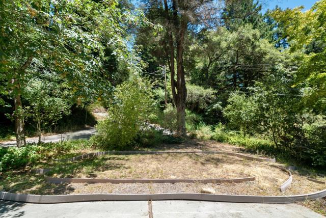 644 Debbie Drive, Boulder Creek CA: https://media.crmls.org/mediaz/029794e2-c11e-4f69-a288-eae580d0825c.jpg