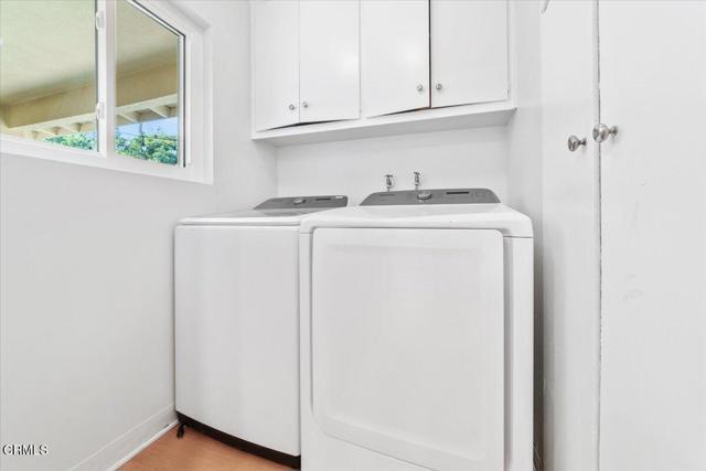 476 E Calaveras Street, Altadena CA: https://media.crmls.org/mediaz/029818c0-24cf-4620-8f13-fb4795e6394b.jpg