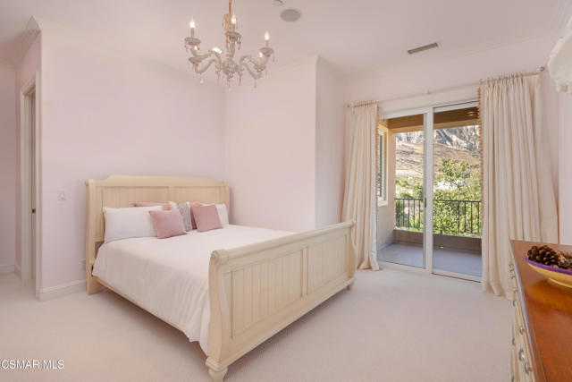 2462 Lost Canyons Drive, Simi Valley CA: https://media.crmls.org/mediaz/02990f43-eb1e-4a2c-bfbe-42f778683ec1.jpg