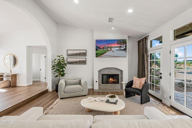 Detail Gallery Image 7 of 60 For 10817 Alysheba Dr, Moorpark,  CA 93021 - 4 Beds | 3/1 Baths
