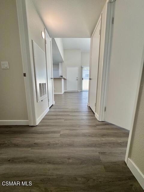 24479 Valle Del Oro, Newhall CA: https://media.crmls.org/mediaz/029d35d0-ccb1-47a4-b0a9-a662241ca3fd.jpg