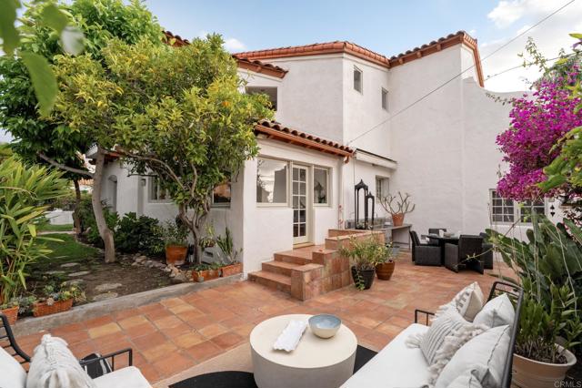 Detail Gallery Image 36 of 47 For 654 Bonair Pl, La Jolla,  CA 92037 - 5 Beds | 4 Baths