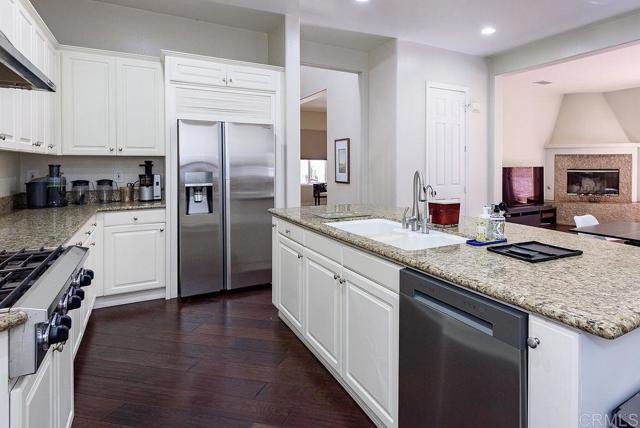 Detail Gallery Image 5 of 70 For 2903 Rancho Cortes, Carlsbad,  CA 92009 - 4 Beds | 4/1 Baths