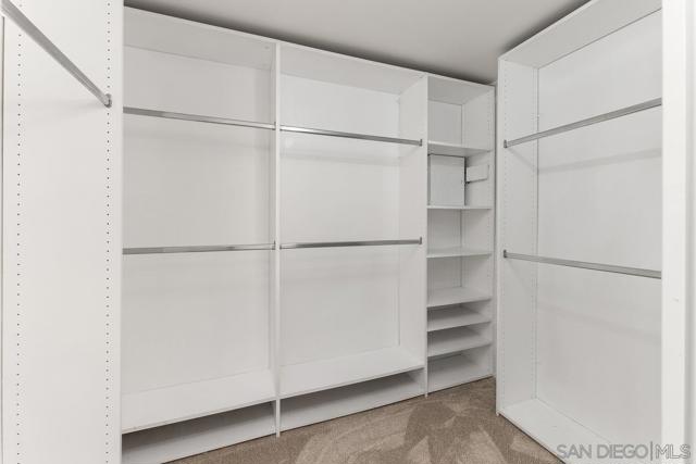 10496 Rancho Carmel dr, San Diego CA: https://media.crmls.org/mediaz/029d7f67-ca7c-442b-915b-8ec72b9b5bc2.jpg