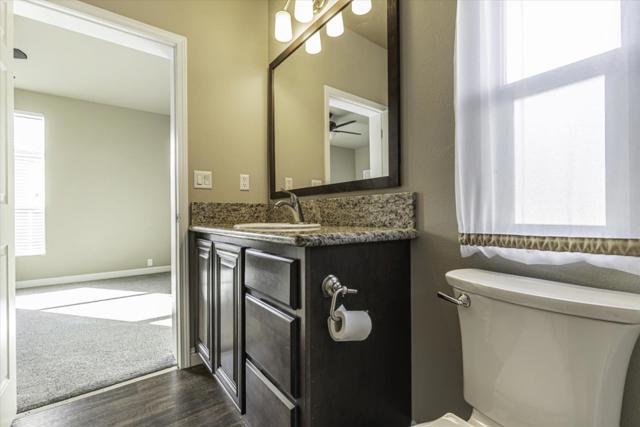3660 Walnut Boulevard, Brentwood CA: https://media.crmls.org/mediaz/029dc47c-19fb-4e9e-bce2-6fe633a5f645.jpg