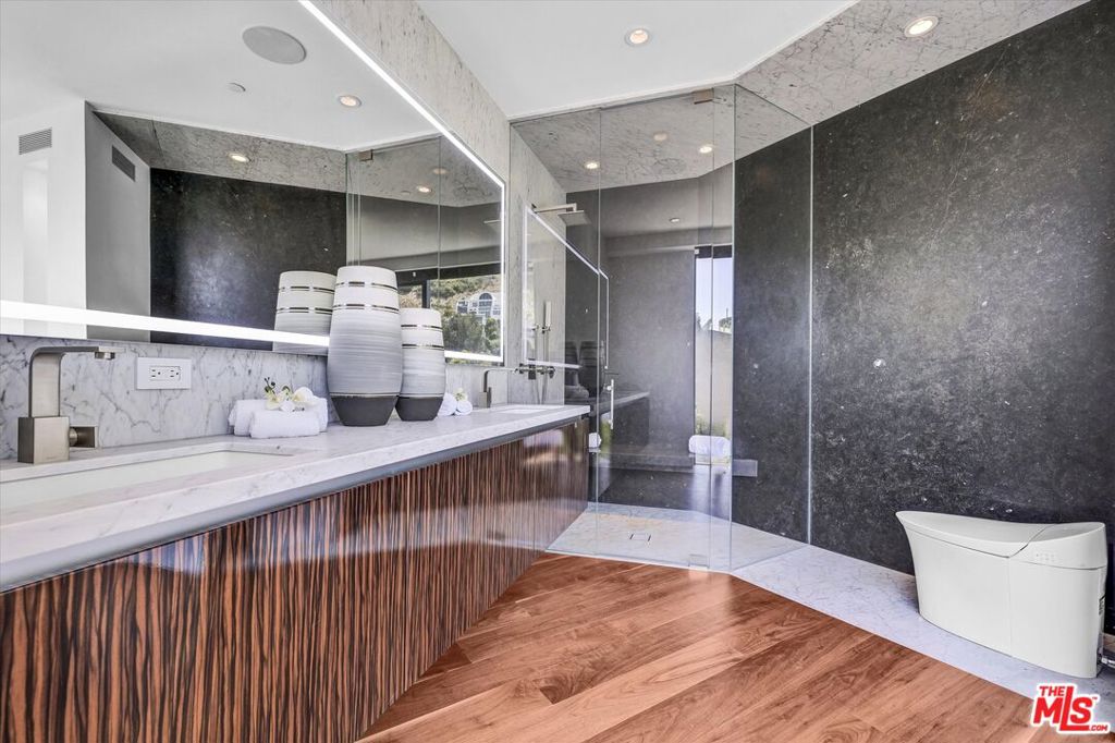 MLS #26858909 image #32
