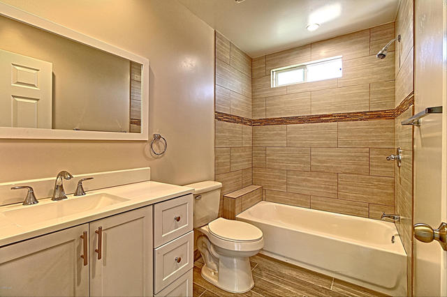 159 S Hayes Avenue, Oxnard CA: https://media.crmls.org/mediaz/029eda11-24bf-4a98-adaf-122a2e35c07c.jpg
