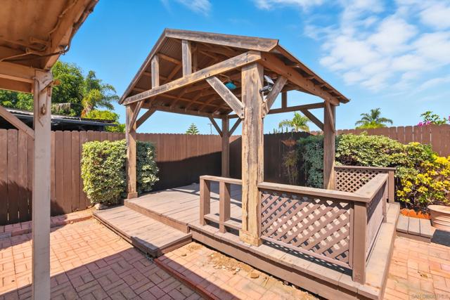 1231 Napa Ave, Chula Vista CA: https://media.crmls.org/mediaz/029fcb11-a111-4163-bf37-ceb65c6b0874.jpg