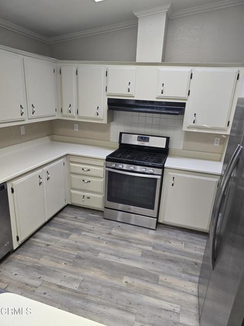 Detail Gallery Image 9 of 29 For 536 Hupa St, Ventura,  CA 93001 - 3 Beds | 2 Baths