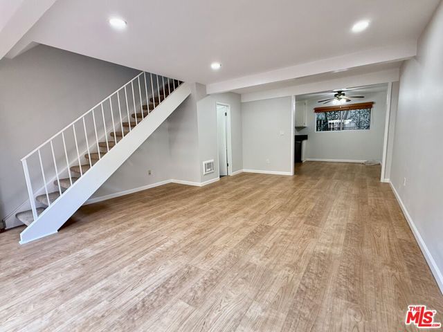 882 Victor Avenue, Inglewood CA: https://media.crmls.org/mediaz/02a10080-185c-4af0-81de-887316391070.jpg