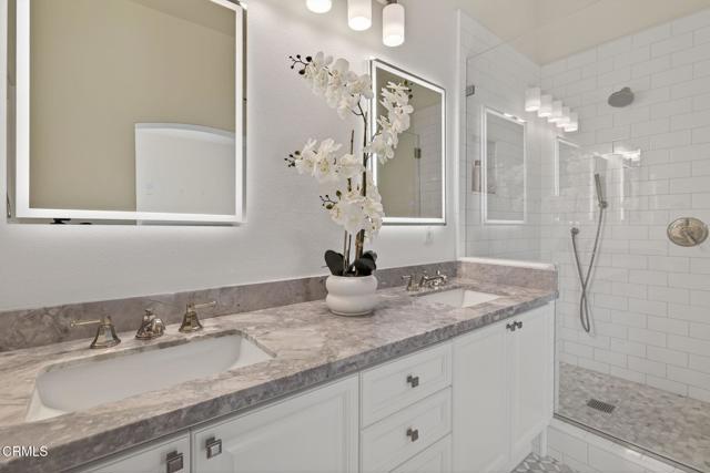 Detail Gallery Image 30 of 66 For 931 Corte Augusta, Camarillo,  CA 93010 - 3 Beds | 2/1 Baths