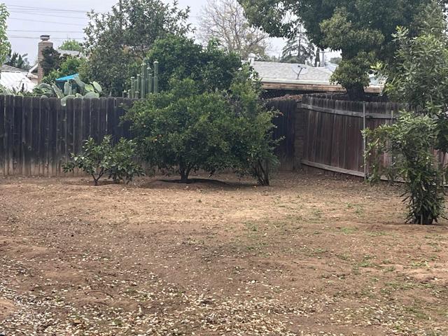 228 E 15th, Escondido CA: https://media.crmls.org/mediaz/02a32db9-1f26-4538-9571-ae895d133b65.jpg