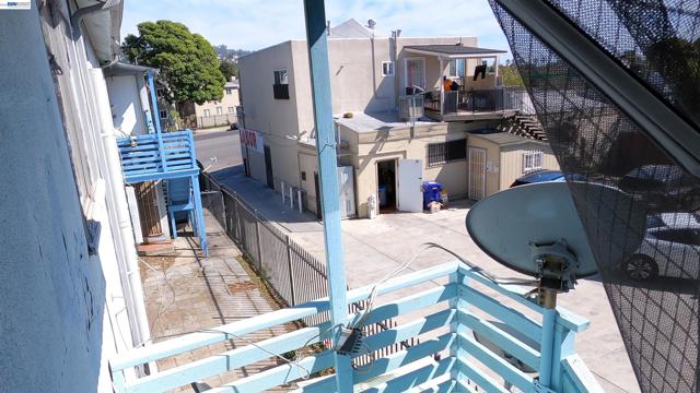 Image 9 of 13 For 12477 San Pablo Ave