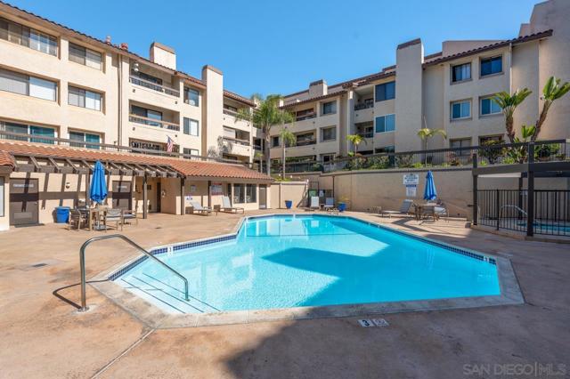 6747 Friars Rd, San Diego CA: https://media.crmls.org/mediaz/02a43e2e-60a3-44f8-979e-1c7550a253a4.jpg