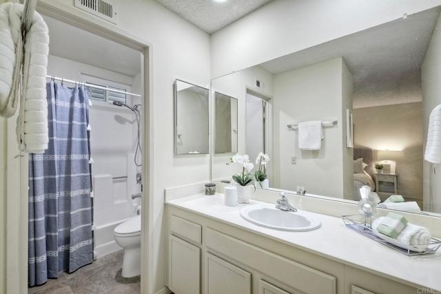 Detail Gallery Image 23 of 36 For 2157 Haller St, San Diego,  CA 92104 - 2 Beds | 2/1 Baths