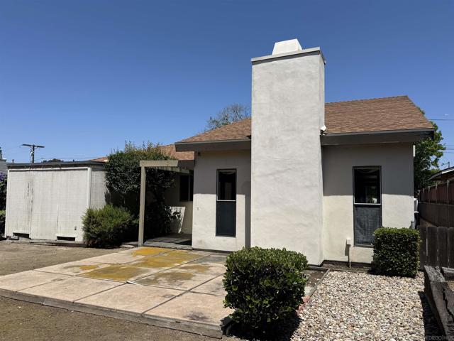 6056 Winfield Ave, La Mesa CA: https://media.crmls.org/mediaz/02a570bd-0912-43cc-b76e-c3e8cdac2f0b.jpg