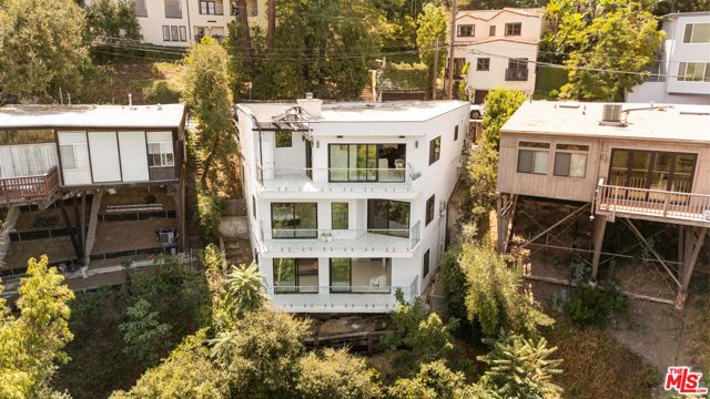 7141 Woodrow Wilson Drive