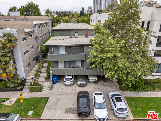 1357 1361 S Beverly Glen Boulevard, Los Angeles CA: https://media.crmls.org/mediaz/02a648ba-752f-4f3f-bb70-e0e83cf296ec.jpg