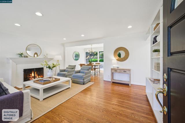 3231 Camino Colorados, Lafayette CA: https://media.crmls.org/mediaz/02a69c3c-e7ad-4267-b757-8737e74197b4.jpg