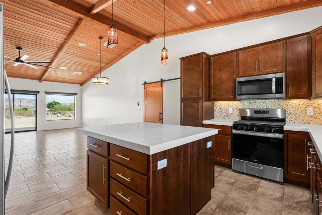 MLS #219138034PS image #10