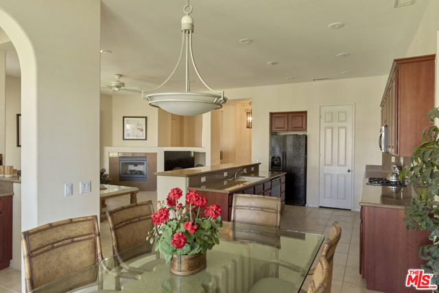 10 Wimbledon Circle, Rancho Mirage, CA 92270