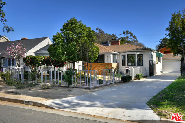 4610 Wortser Avenue photo 1