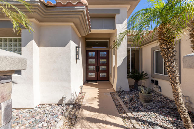 78210 Gray Hawk Drive, Palm Desert CA: https://media.crmls.org/mediaz/02a9512a-6419-4fea-a561-73e0417279e5.jpg