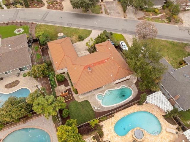 14000 Jerries Drive, Saratoga CA: https://media.crmls.org/mediaz/02a952aa-90a5-4882-90f8-4aba5cb8e2c5.jpg