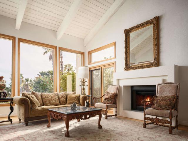 Detail Gallery Image 8 of 46 For 20780 Fortuna Del Norte, Escondido,  CA 92029 - 8 Beds | 6 Baths