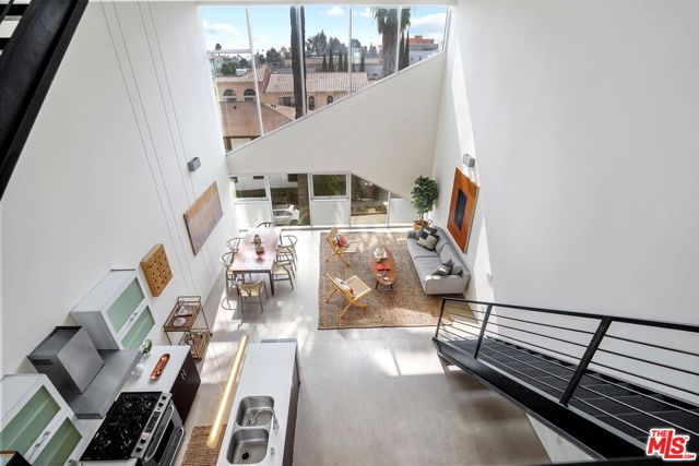 803 Wilcox Avenue, Los Angeles CA: https://media.crmls.org/mediaz/02abae55-af6c-4914-8da4-5635e13cac95.jpg