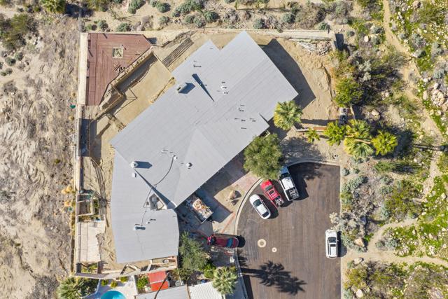1133 W Dolores Court, Palm Springs CA: https://media.crmls.org/mediaz/02abed14-e492-4eb1-be68-8c6f7552a44f.jpg