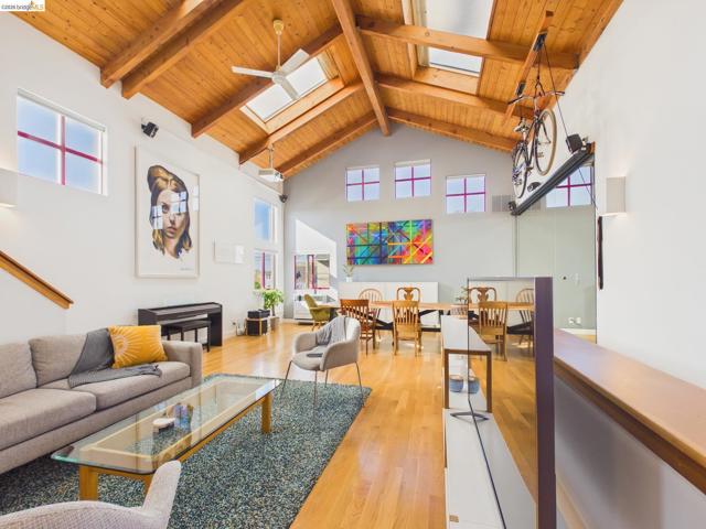 Image 1 of 38 For 2932 Filbert St 2