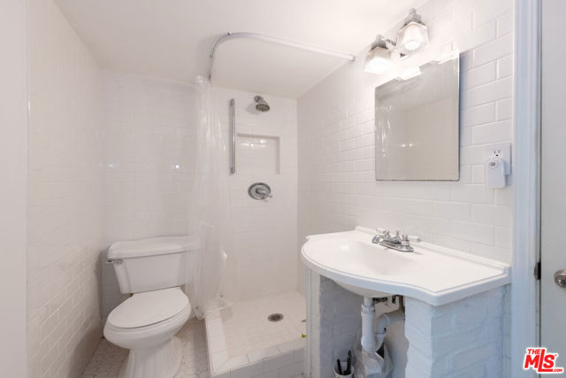 10001 Westwanda Drive photo 12