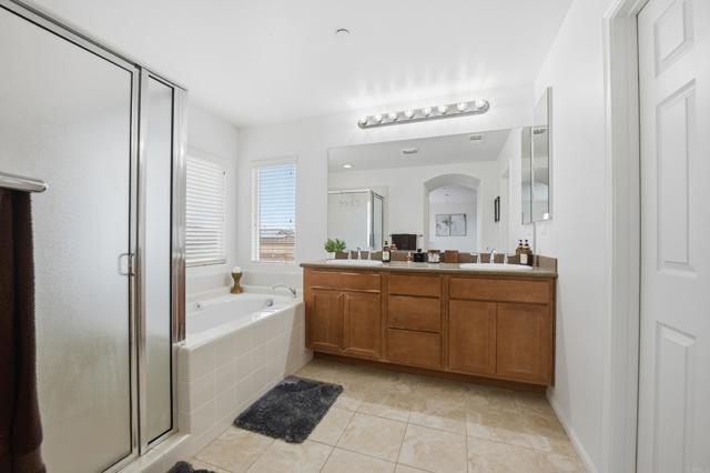 Detail Gallery Image 15 of 24 For 1746 Webber Way, Chula Vista,  CA 91913 - 5 Beds | 3 Baths