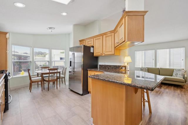 3 Coral Way, Half Moon Bay CA: https://media.crmls.org/mediaz/02aed195-437d-4c0b-8374-4a689ebc9b64.jpg