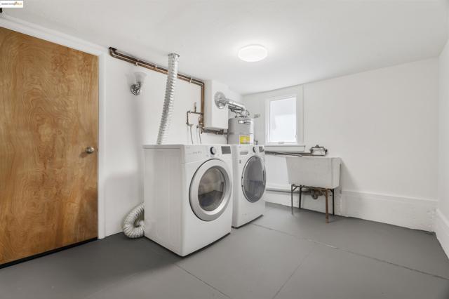 Image 34 of 56 For 1046 Ordway St