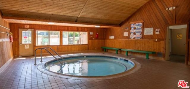 391 Montclair Drive, Big Bear City CA: https://media.crmls.org/mediaz/02af131c-d382-4eb4-9626-4667a90132f6.jpg