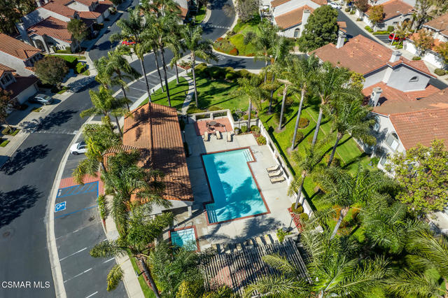 6208 Corte Antigua, Camarillo CA: https://media.crmls.org/mediaz/02b04404-3514-48b0-86b3-cb4a03adac30.jpg