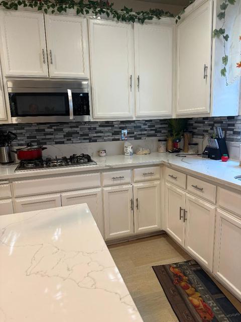41 Palomino Way, Patterson CA: https://media.crmls.org/mediaz/02b05cbf-d58b-4a80-9257-b3ed1ce69154.jpg